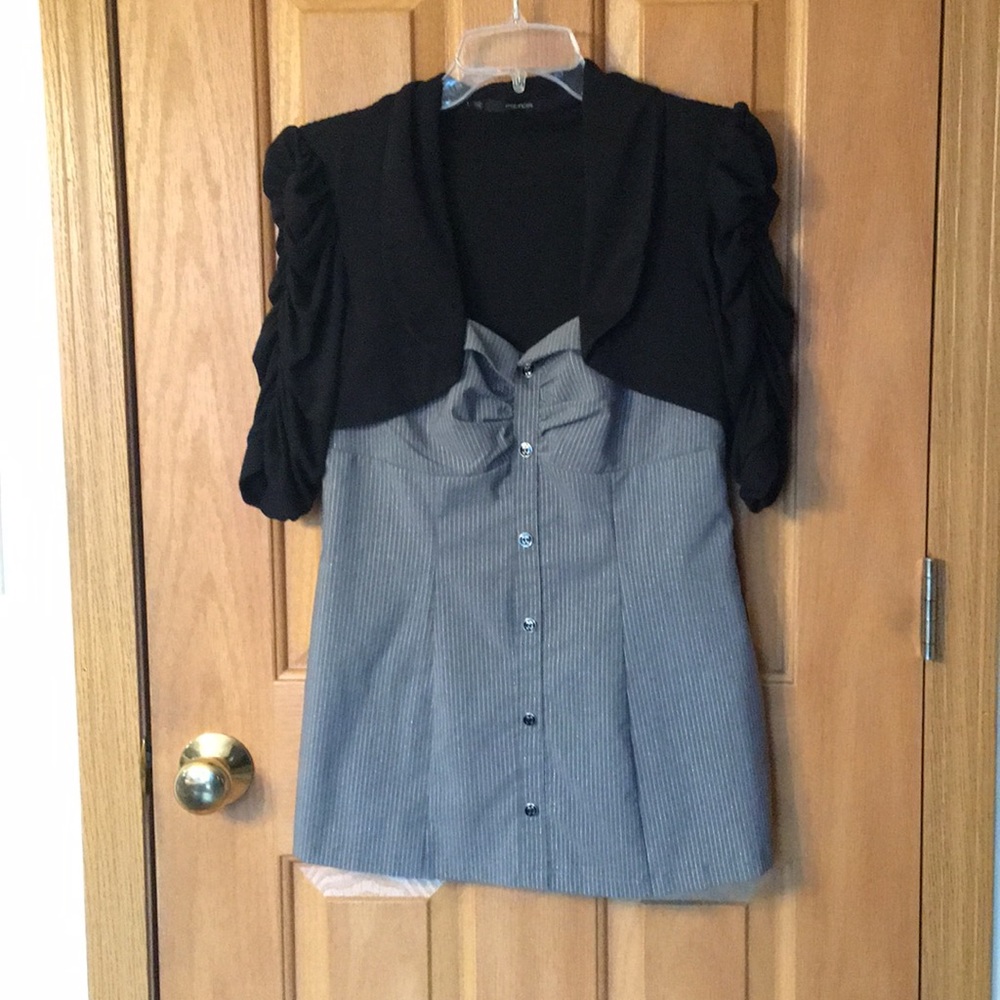 3/4 length sleeve, silver striped top